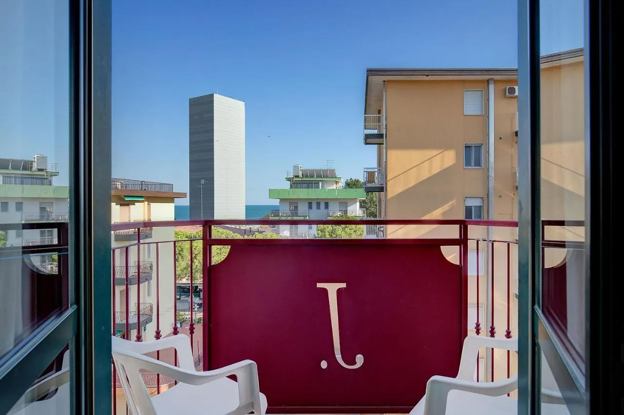 Hotel Jalisco Lido di Jesolo 3*,  Italy