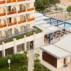 Hotell Palace